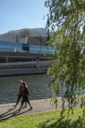 Jogging au bord du canal