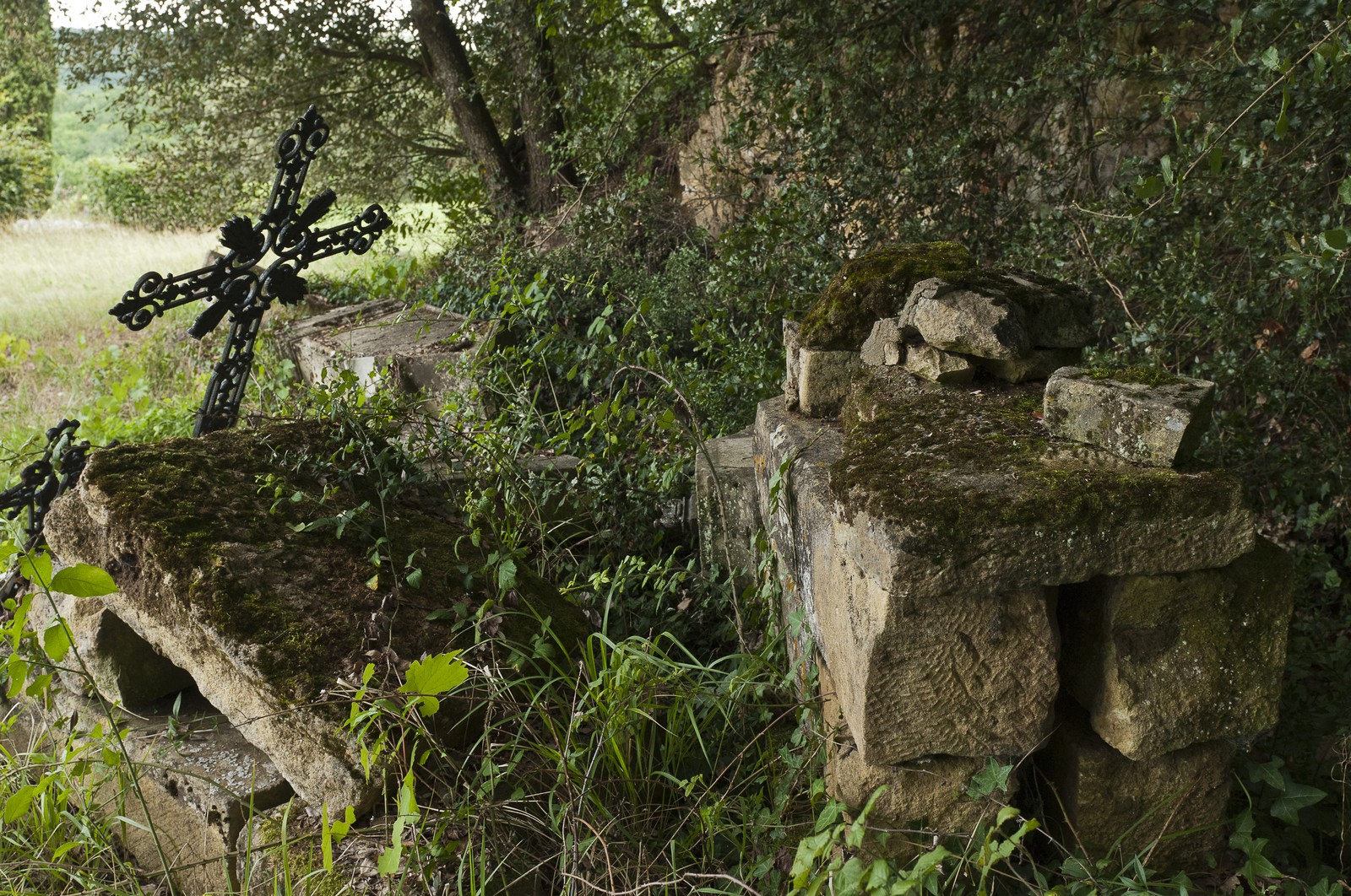 Cimetière abandonné