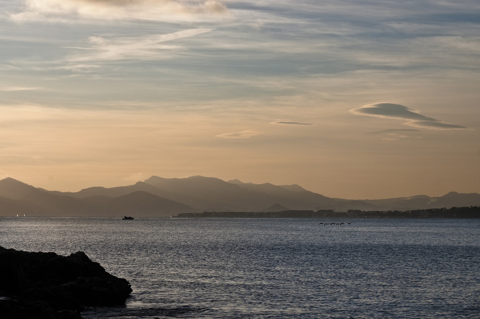 Crépuscule sur le cap d'Antibes