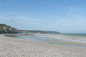 Plage et falaises