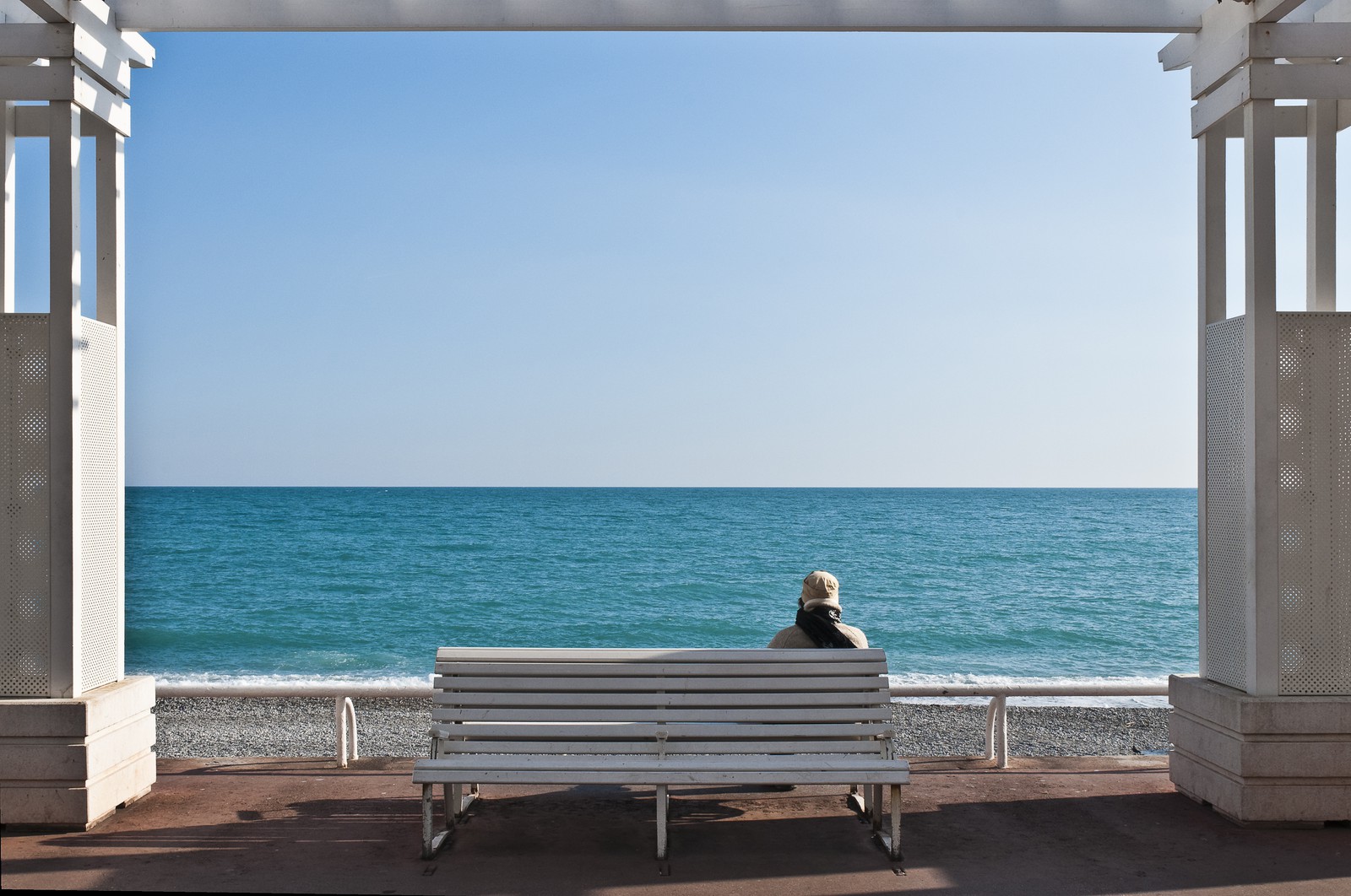 Baie des Anges, contemplation de la mer.