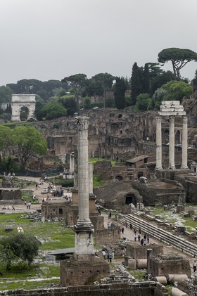 Vue du forum Romain
