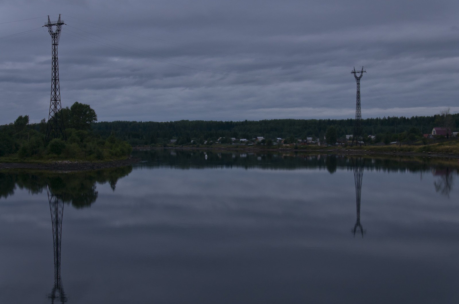 Aube sur les berges du Svir