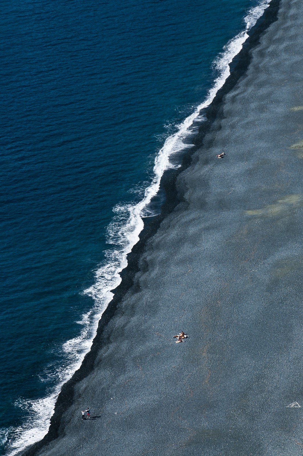 Plage noire de Nonza