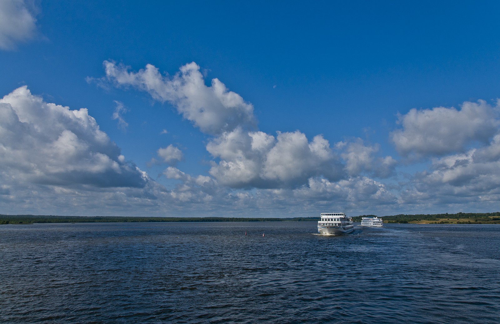 Navires sur la Cheksna