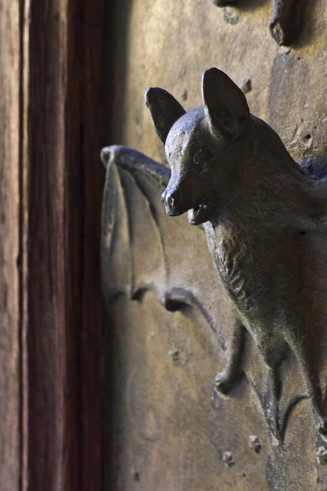 Bas-relief de bronze