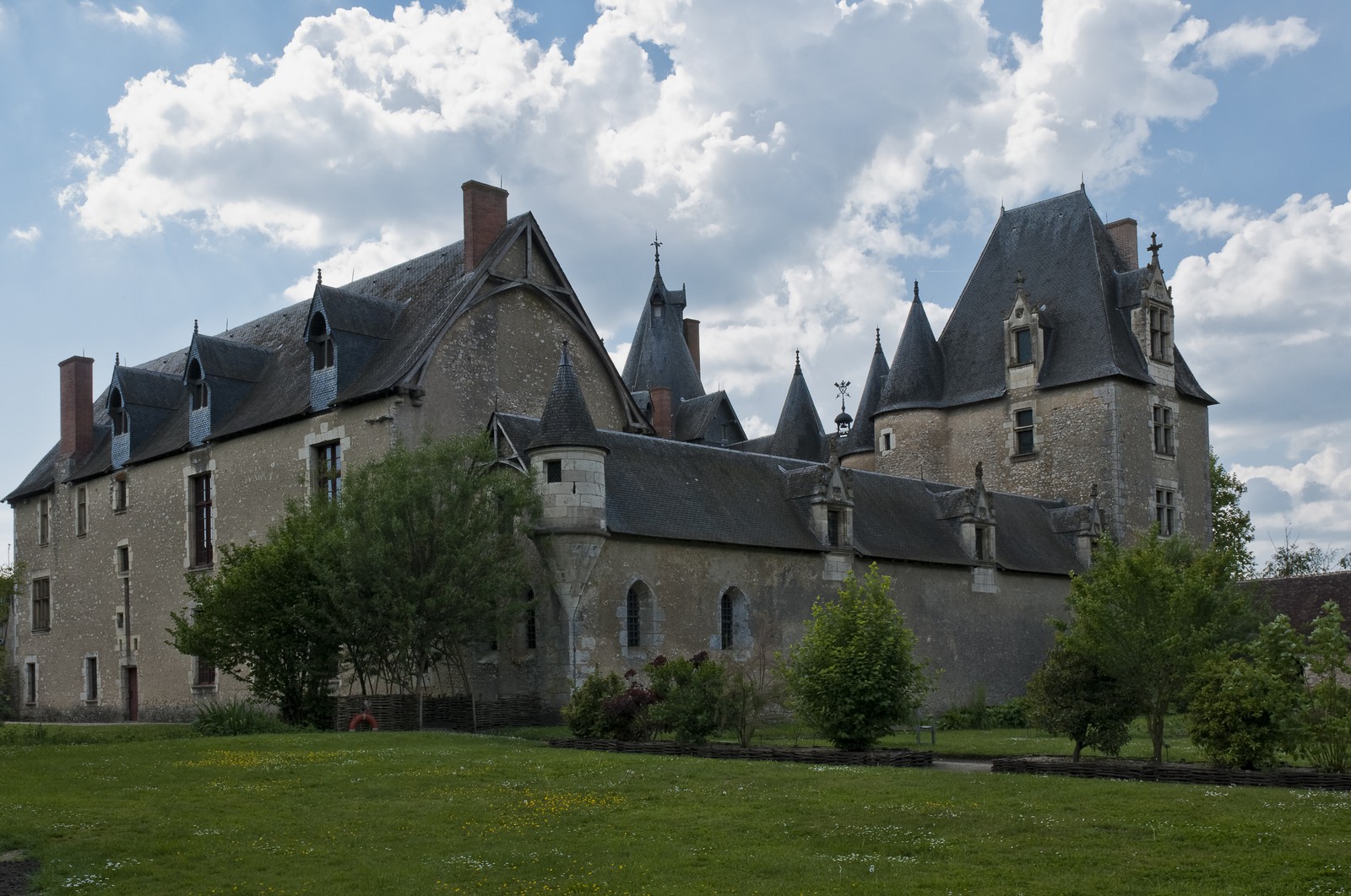 Château de Fougères-sur-Bièvre