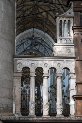 Le chœur de l'église St. Bavon