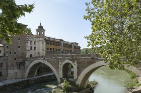 Ponte Fabricio