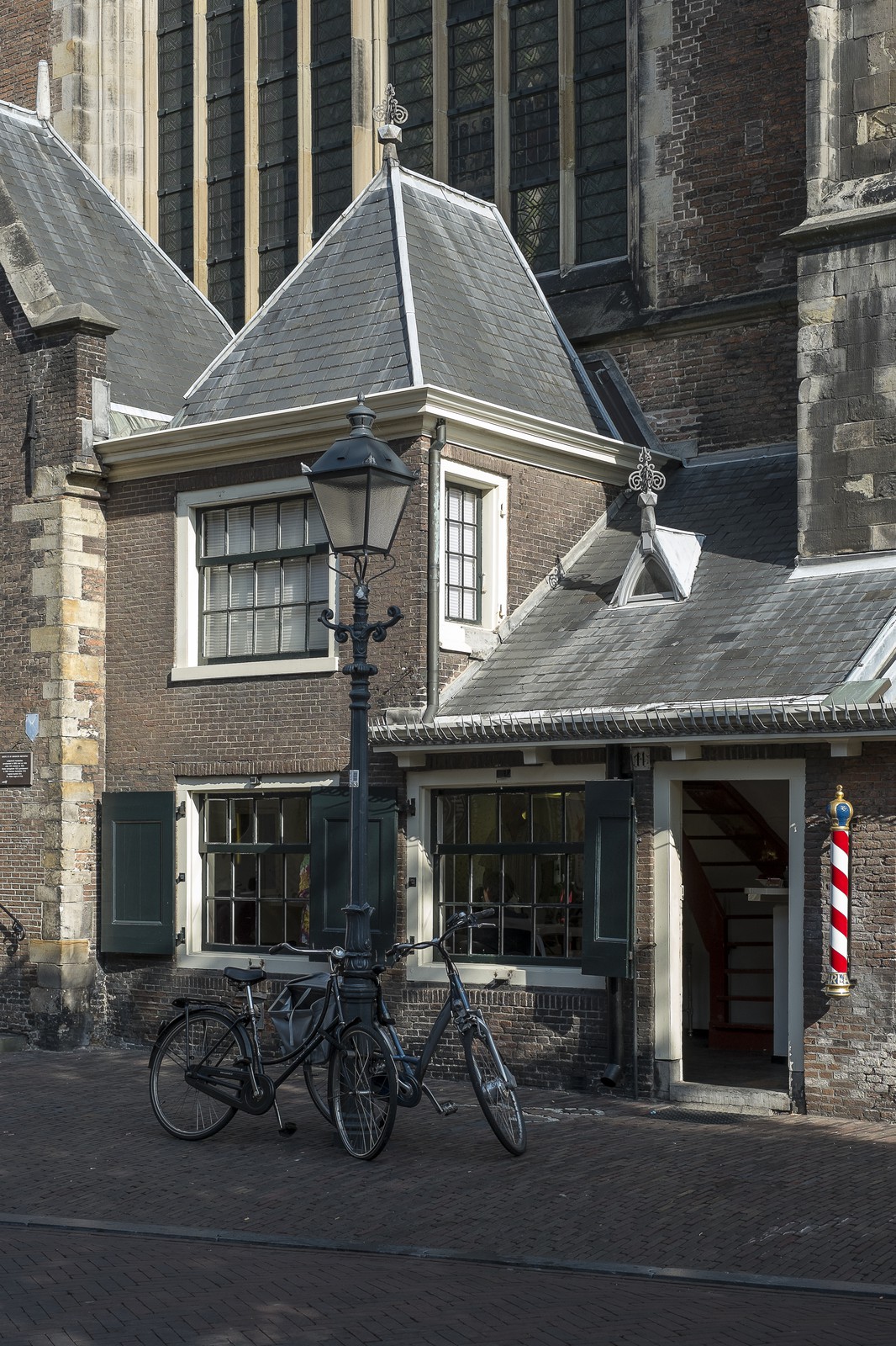 Côté sud de l'église St Bavon