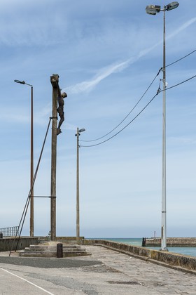 La croix sur le port