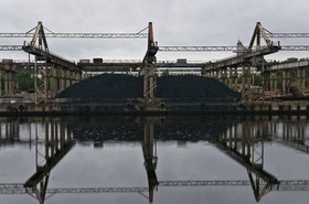 Port fluvial sur le Svir