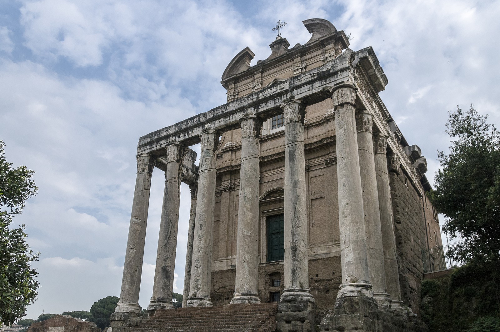 Temple d'Antonin et Faustine