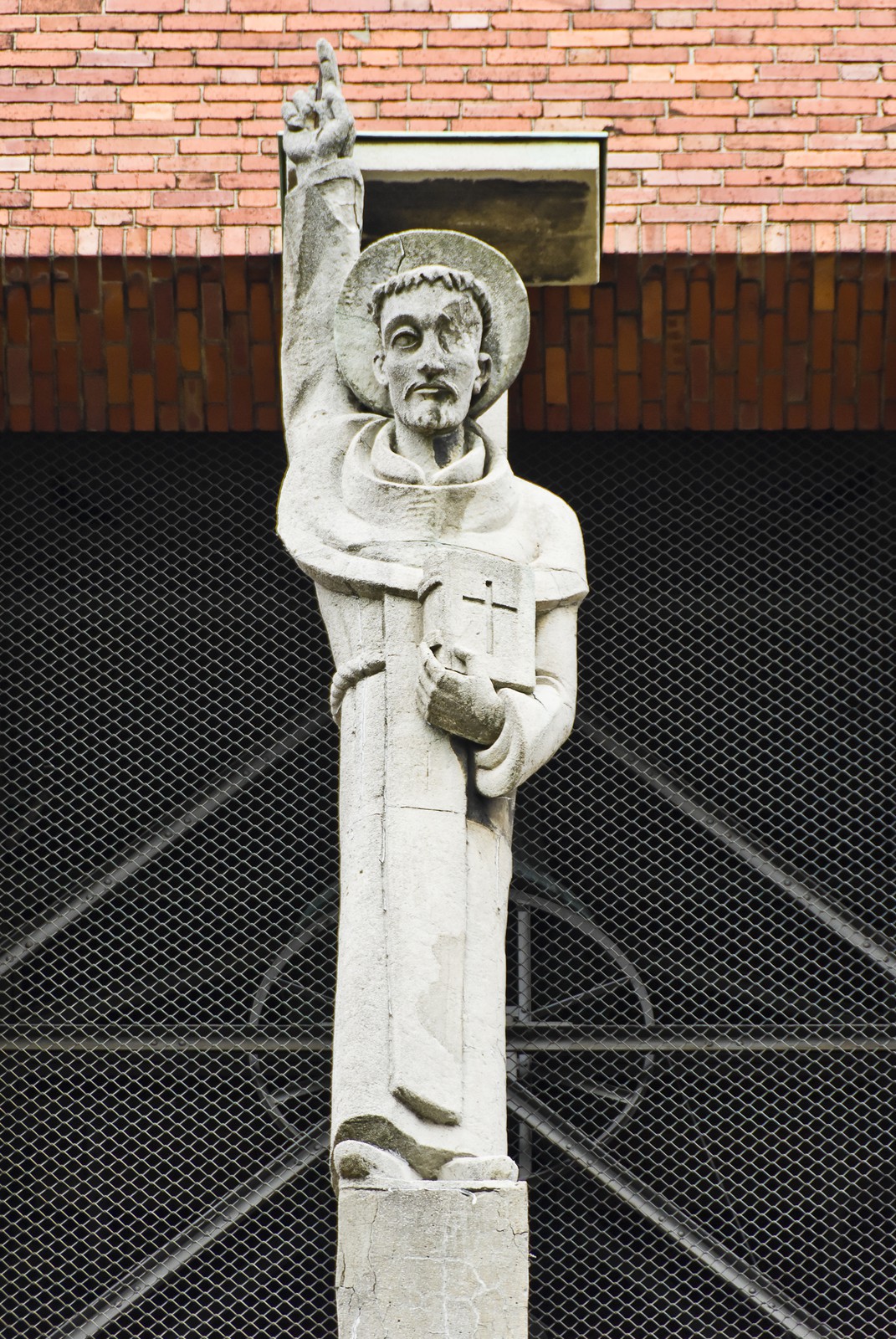 Saint-Bernard bénissant