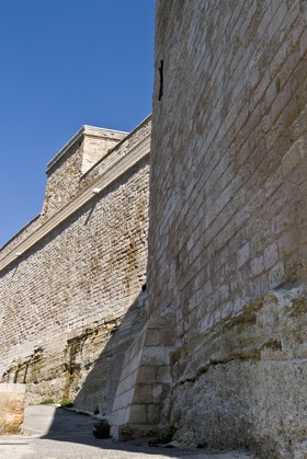 Les murailles du fort Saint-Jean