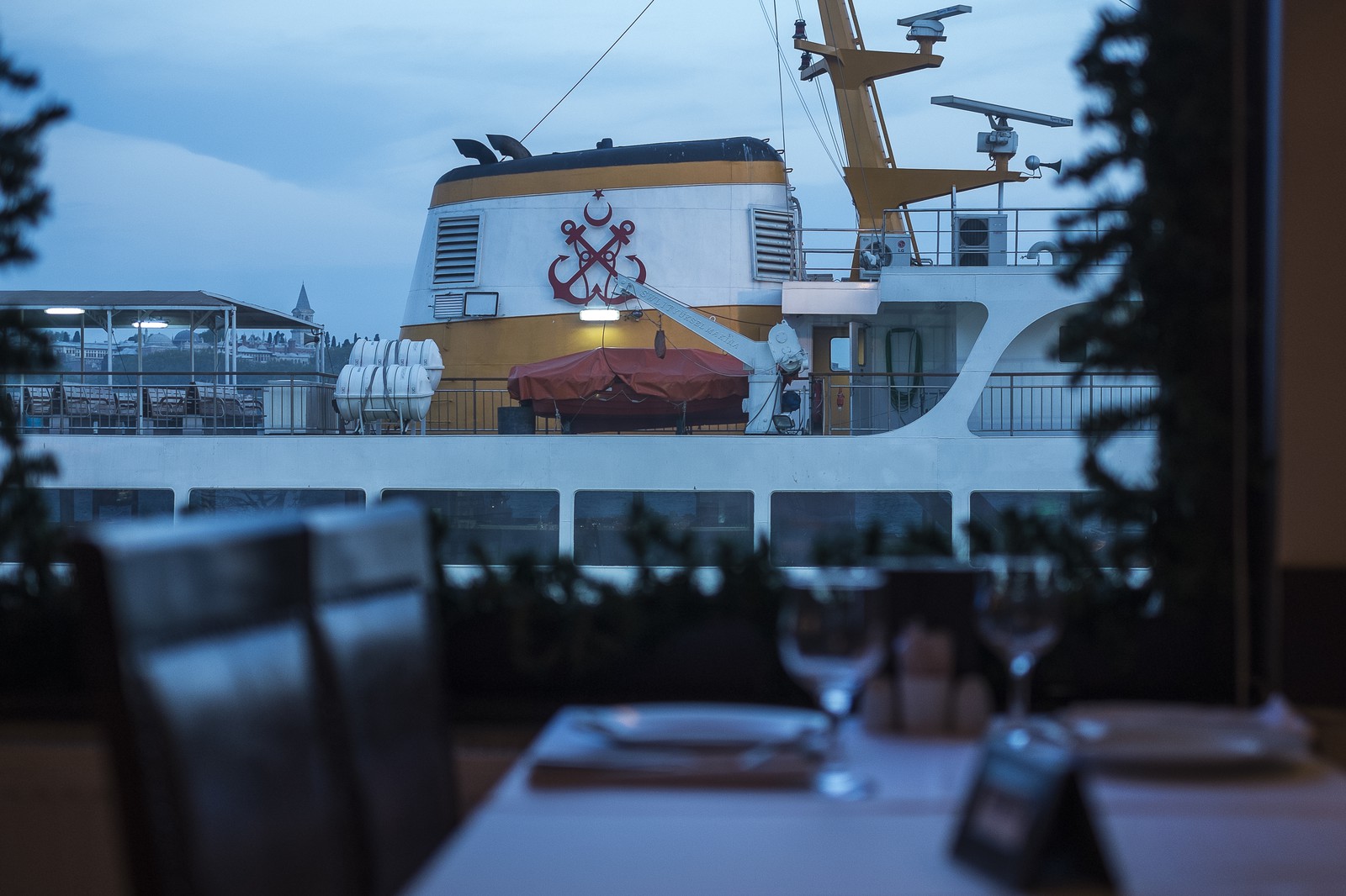 Le vapur à la fenêtre