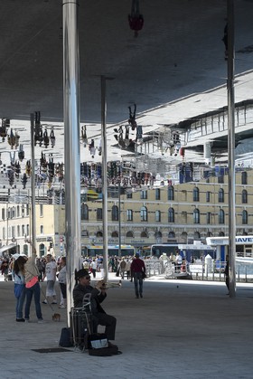 Musique sous l'ombrière
